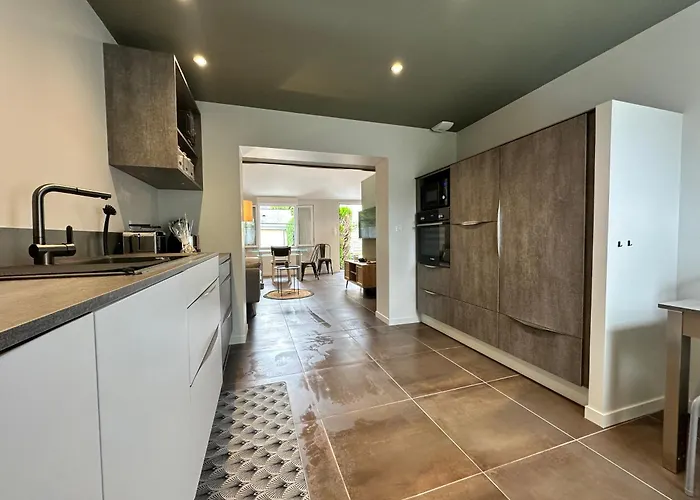 Nyaraló Lou Cluquet