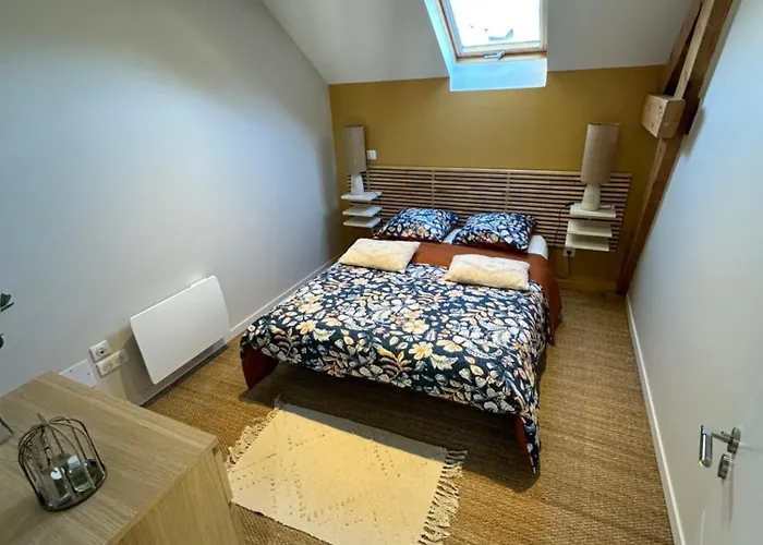 Lou Cluquet Nyaraló *